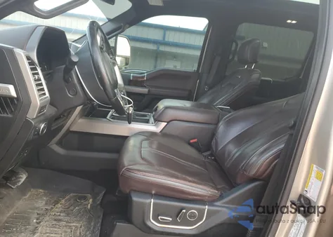 2017 Ford F250 Super Duty z USA, uszkodzony, nr VIN 1FT7W2BT0HEE63562